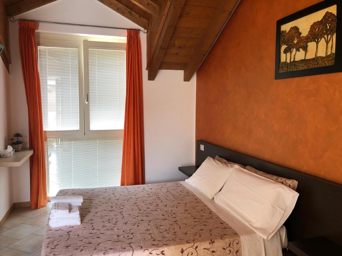 La Siesta Bed&Residence Cardano Al Campo Exterior foto